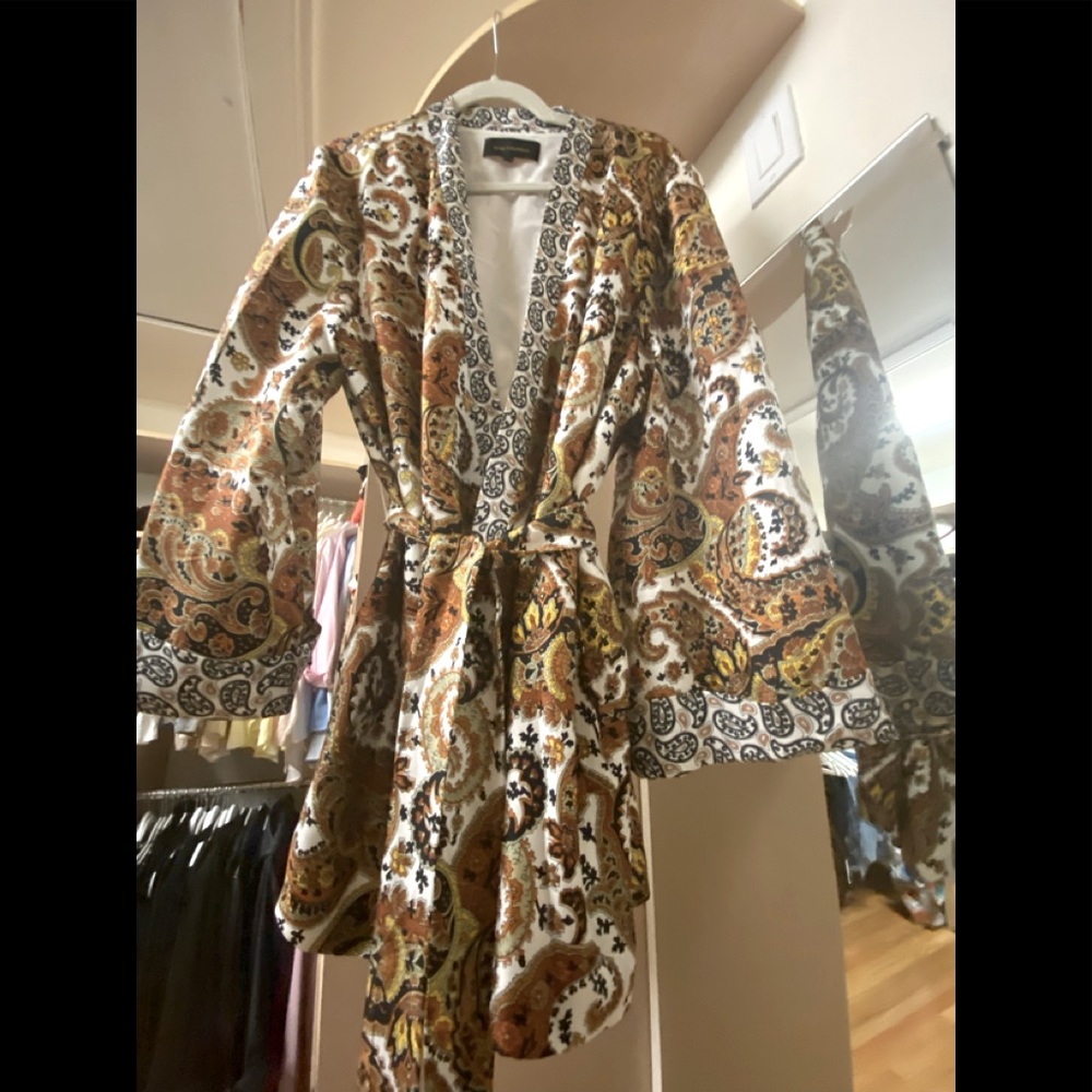 Silk cardigan with belt